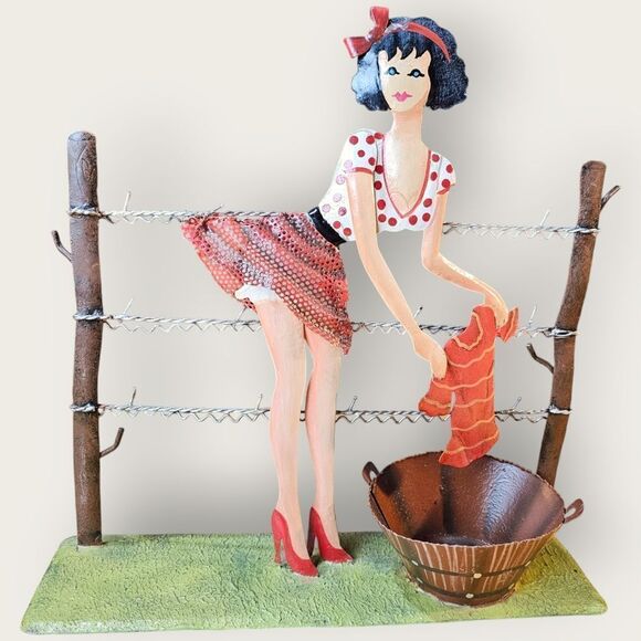 Pin Up Retro Hanging Laundry Housewife Metal Wire Art - Picture 5 of 5